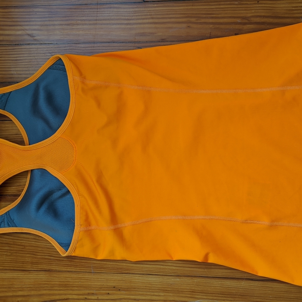 Nike Dri Fit Running Tank w/ Bra - Picture 2 of 6